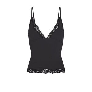 FITS EVERYBODY LACE TRIANGLE CAMI